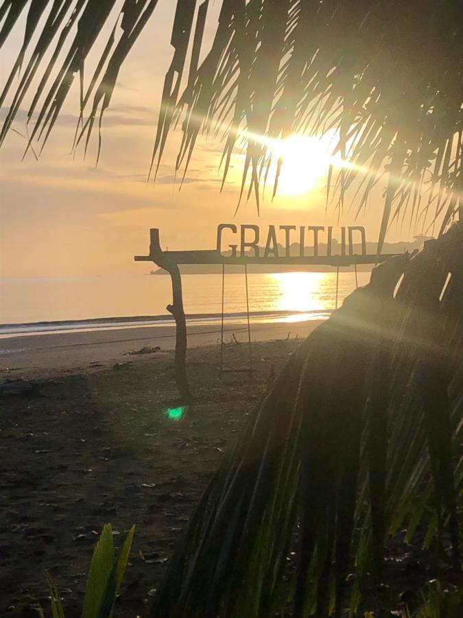 Faith Glamping Dome Costa Rica Otel Manzanillo  Dış mekan fotoğraf