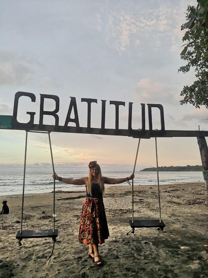 Faith Glamping Dome Costa Rica Otel Manzanillo  Dış mekan fotoğraf