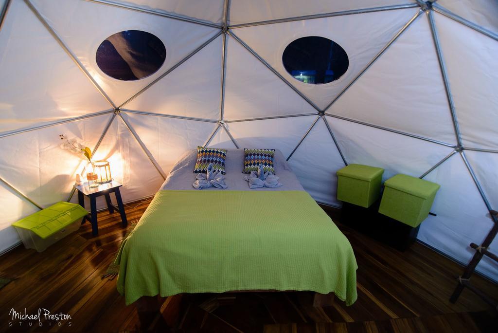 Faith Glamping Dome Costa Rica Otel Manzanillo  Dış mekan fotoğraf