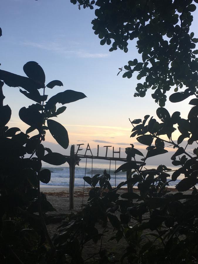Faith Glamping Dome Costa Rica Otel Manzanillo  Dış mekan fotoğraf
